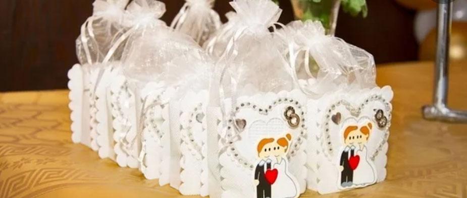 drink cooler wedding favours